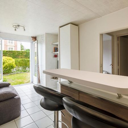 Superbe Appartement Au Coeur De Versailles Bagian luar foto